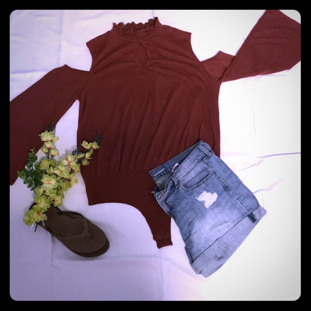 SOLD Adorable cold shoulder blouse. NWOT